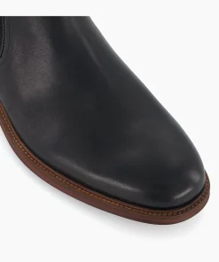Fashion Characteristic - Chelsea Boots