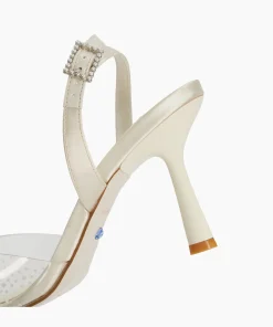 Hot Divinely - Ivory Heels