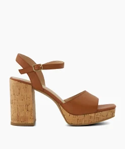 Hot Jacuzzi - Tan Block Heeled Sandals
