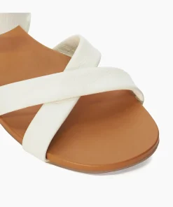 New Lories - Flat Sandals