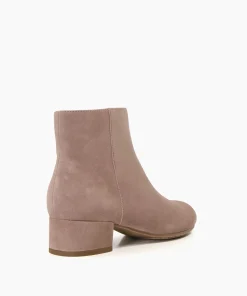 Hot Pippie - Taupe Ankle Boots