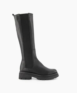 New Tempas - Black Boots